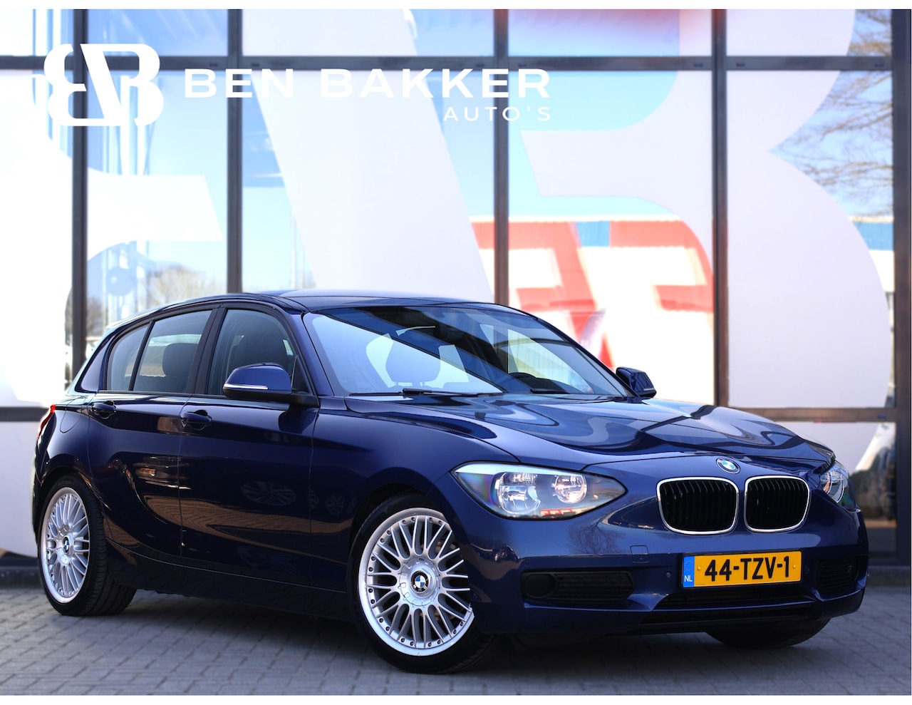 BMW 1-serie - 116i APK: 14-03-2026! *Airco*18" LMV*Bluetooth* - AutoWereld.nl