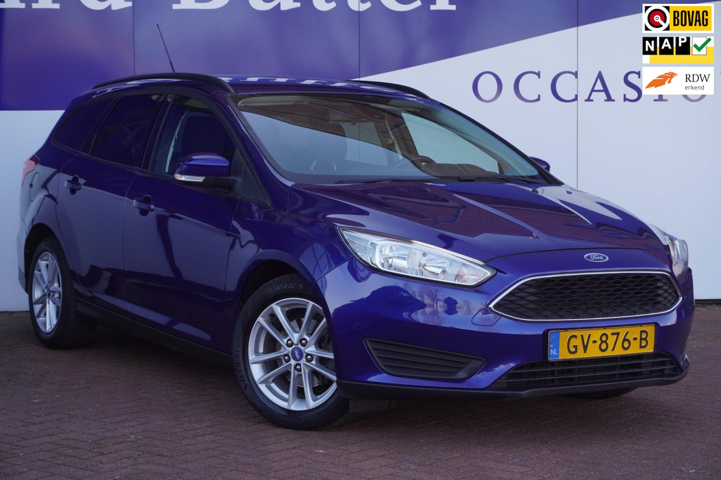 Ford Focus Wagon - 1.0 Trend Edition / Navigatie / Cruise / Airco / Privacy / = DISTRIBUTIERIEM VERVANGEN !! - AutoWereld.nl