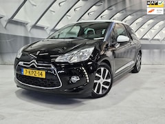 Citroën DS3 - 1.2 VTi So Chic zwarte hemel