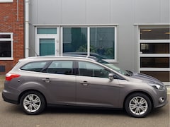 Ford Focus Wagon - 1.6 152.440Km ParkAssist Trekhaak Ecc Nap