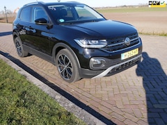 Volkswagen T-Cross - 1.6 TDI Style DSG LED DIGITAL CLIMA NAVI * 11999 NETTO