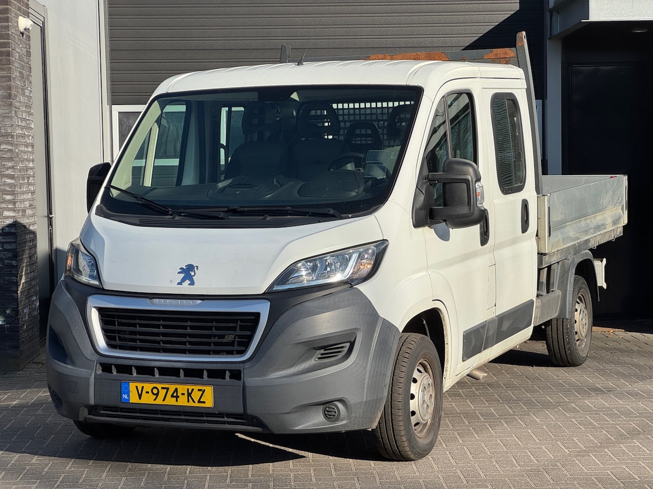 Peugeot Boxer - 333 2.0 BlueHDI L2H1 Pro DC Laadbak Airco, NAP - AutoWereld.nl