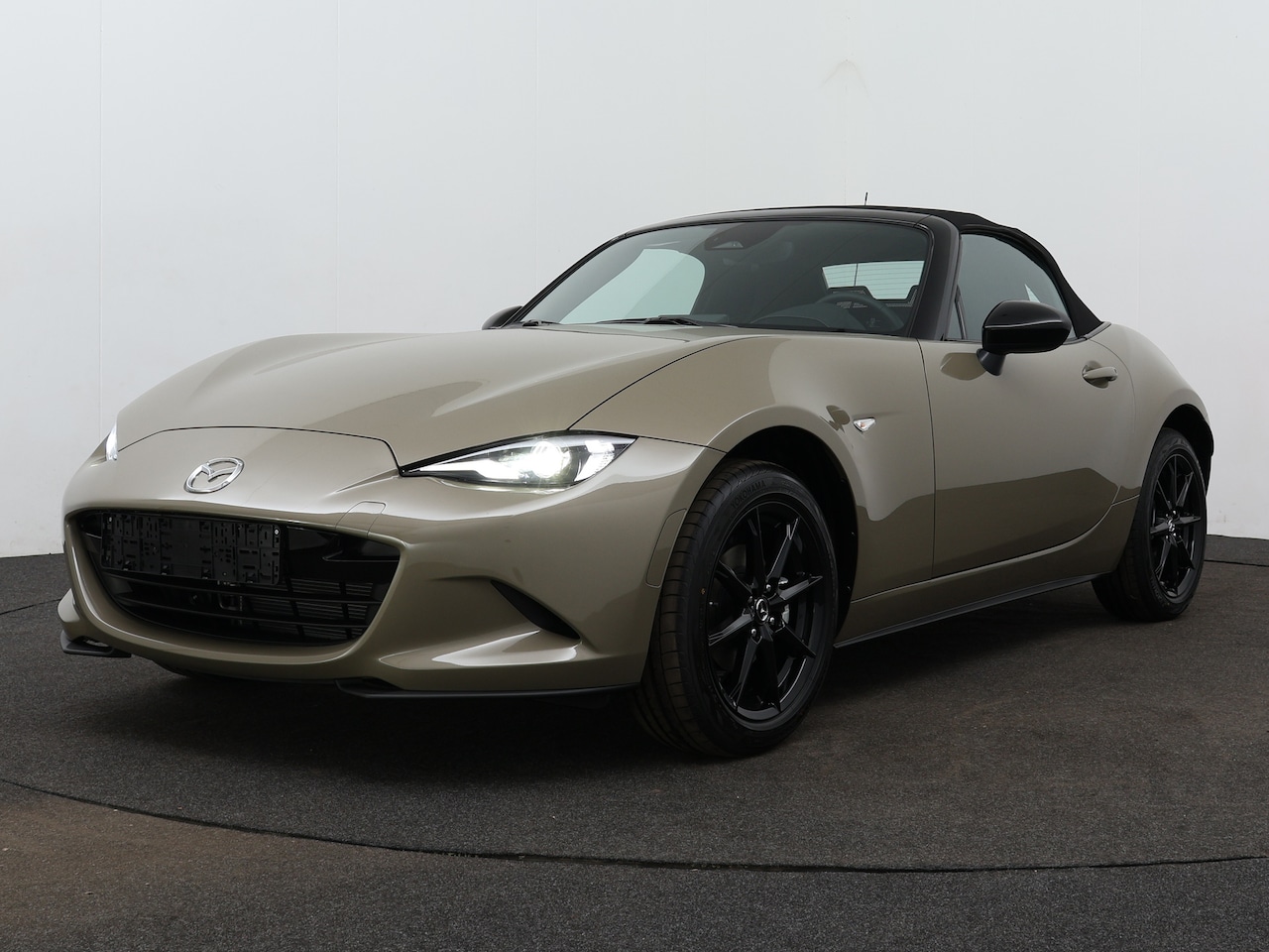 Mazda MX-5 - 1.5L SKYACTIV-G 132 6MT RWD Prime-lin - AutoWereld.nl