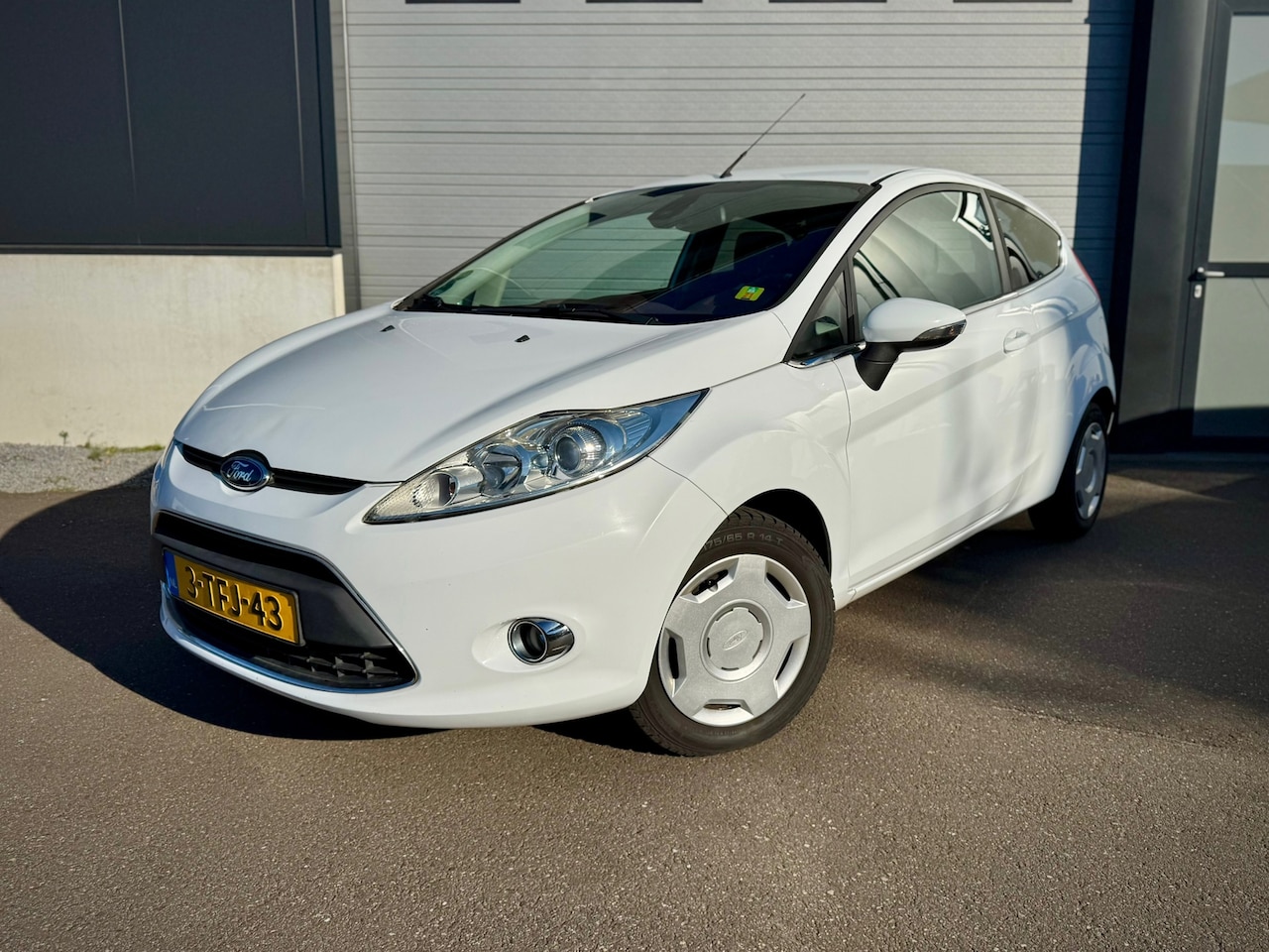 Ford Fiesta - 1.4 Trend 1.4 Trend - AutoWereld.nl