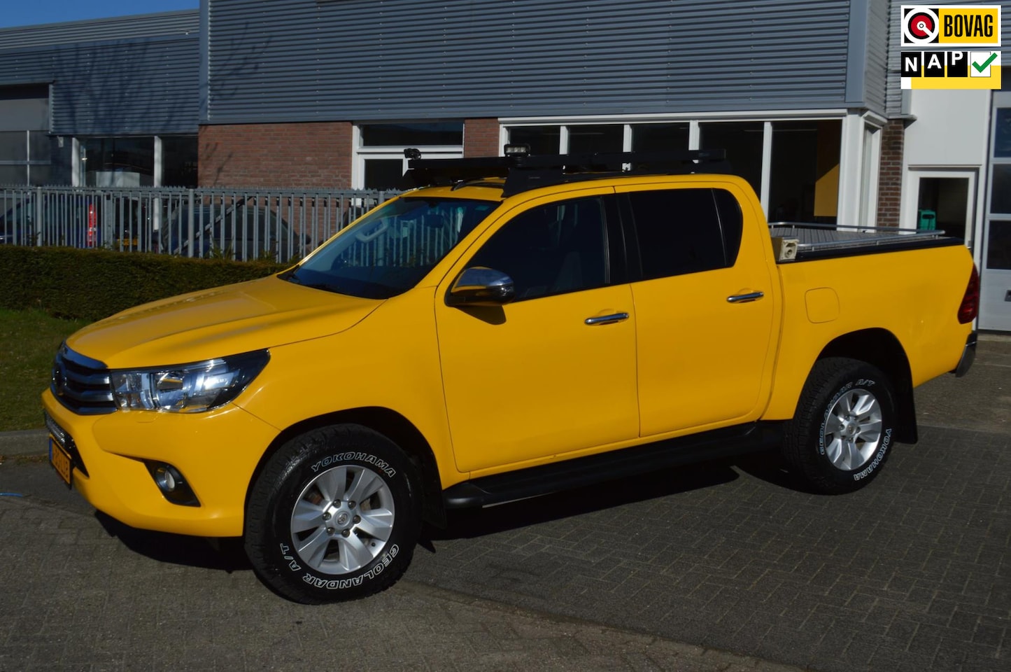 Toyota HiLux - 2.4 D-4D-F Double Cab, 1e eig!, NL-auto, GARANTIE - AutoWereld.nl