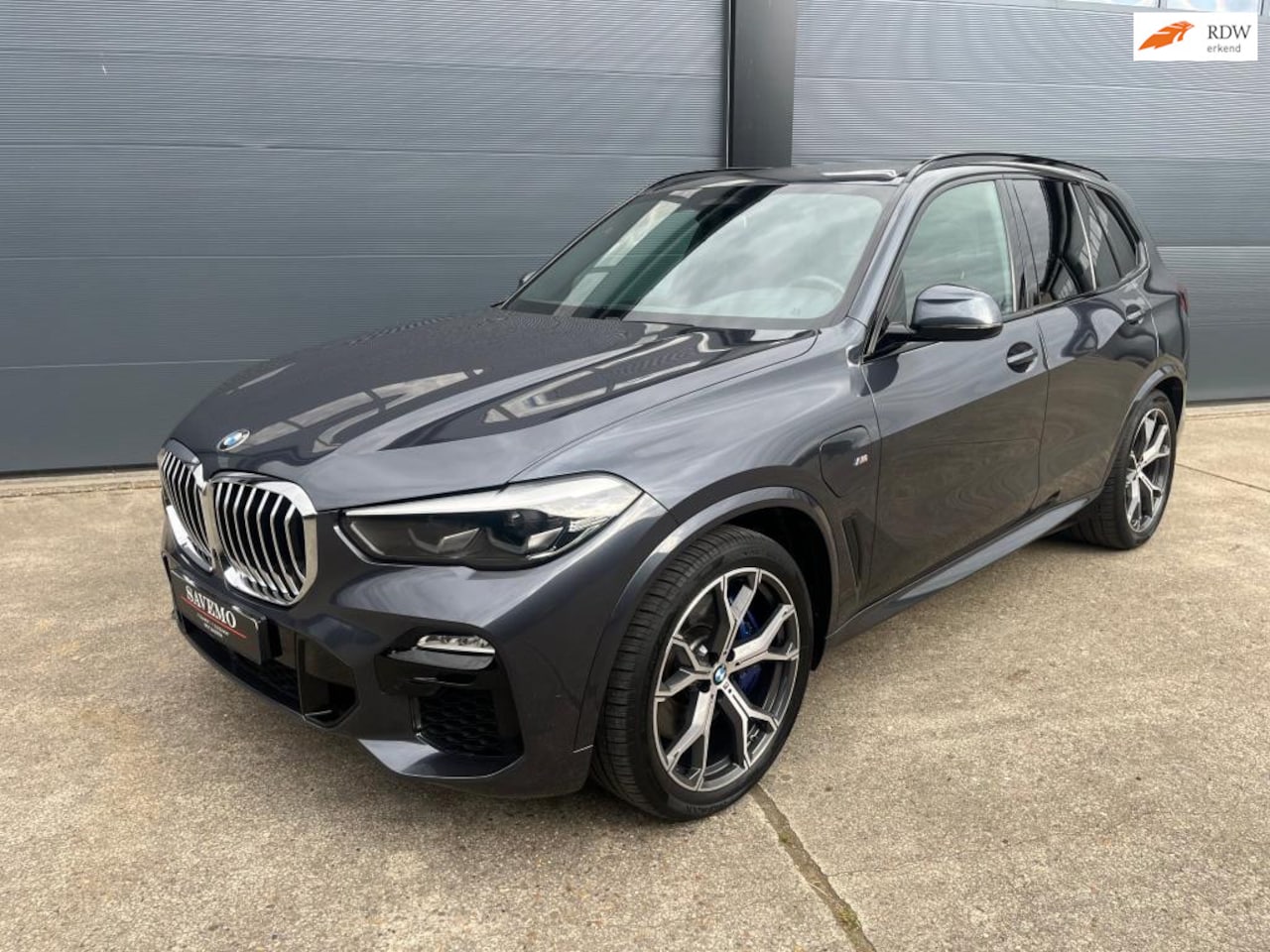 BMW X5 - XDrive45e High Executive M Pakket / H&K / head up / elektrische trekhaak . - AutoWereld.nl