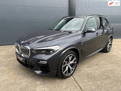 BMW X5 - XDrive45e High Executive M Pakket / H&K / head up / elektrische trekhaak