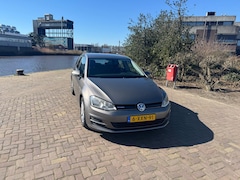 Volkswagen Golf - 1.6 TDI Trendline BlueMotion