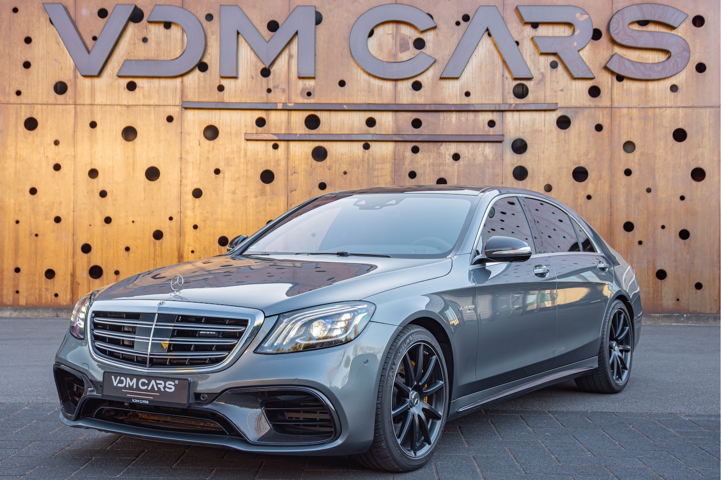 Mercedes-Benz S-klasse - AMG 63 4Matic+ Lang Premium Plus | Carbon | Massage | Panorama | 360 | Burmester | Night V - AutoWereld.nl