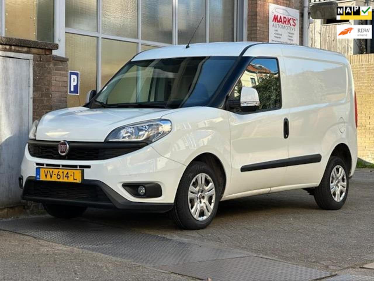 Fiat Doblò Cargo - 1.6 MJ L1H1 1.6 MJ L1H1 - AutoWereld.nl