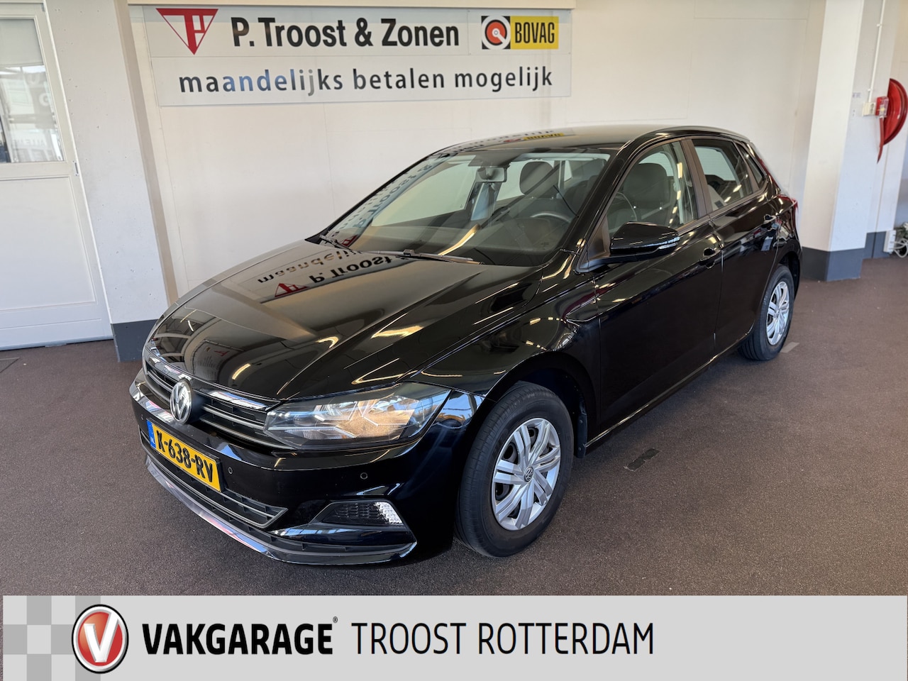 Volkswagen Polo - 1.0 MPI Comfortline | Parkeersensoren V+A | LED Dagrijverlichting | Bluetooth | Begrenzer - AutoWereld.nl