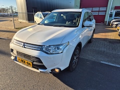 Mitsubishi Outlander - 2.0 PHEV Executive Edition 4x4 Apk 01-26