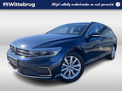 Volkswagen Passat Variant - 1.4 TSI 218pk PHEV GTE Business DSG Automaat Panoramadak / Head up display / Camera / Navi