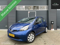 Toyota Aygo - 1.0-12V