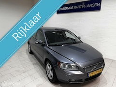 Volvo V50 - 2.4 Summum Nieuwe Distrubutie Aut