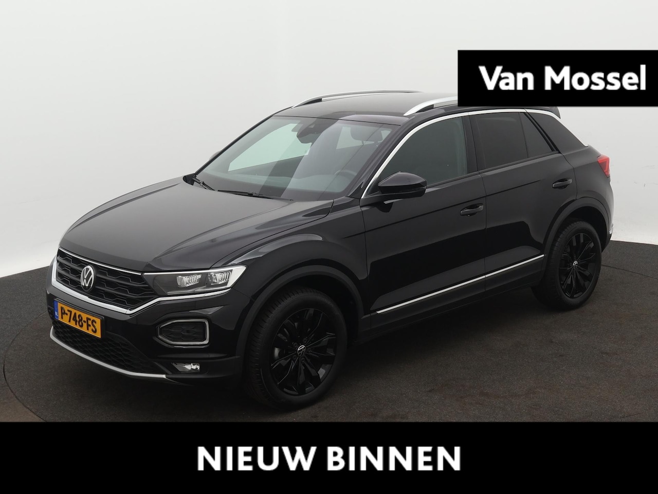 Volkswagen T-Roc - 1.5 TSI Sport | Automaat | Black Style | Navigatie | Digital Cockpit | LED-Verlichting | P - AutoWereld.nl