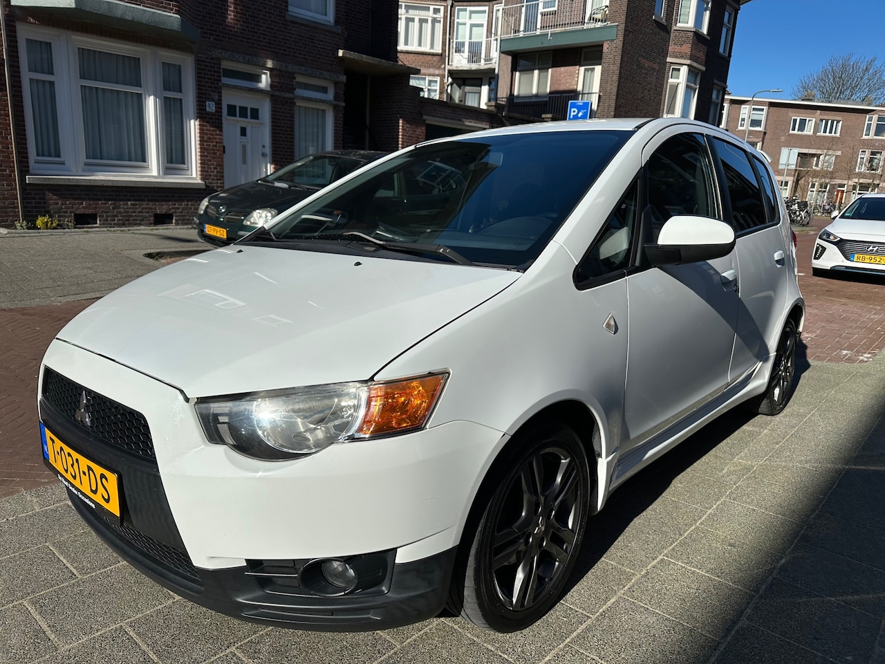 Mitsubishi Colt - 1.3 Edition Two Airco Cruise Stoelverwarming Netto Auto - AutoWereld.nl