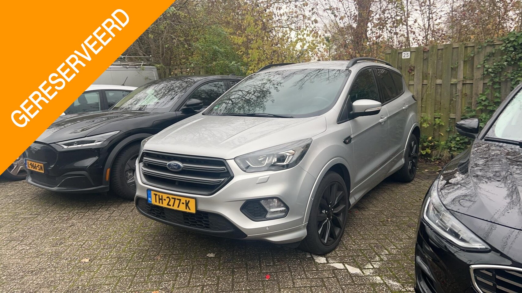 Ford Kuga - 1.5 EcoBoost ST Line 150pk | Trekhaak | Keyless | Winter Pack - AutoWereld.nl