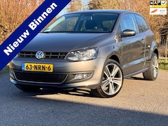 Volkswagen Polo - 1.2 TSI Highline Clima Navi Cruise Control 17INCH Dealer Onderhouden NAP