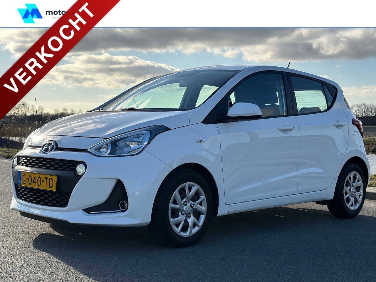 Hyundai i10 - | COMFORT SMART PACK | CARPLAY | PARKEER SENSOREN | - AutoWereld.nl