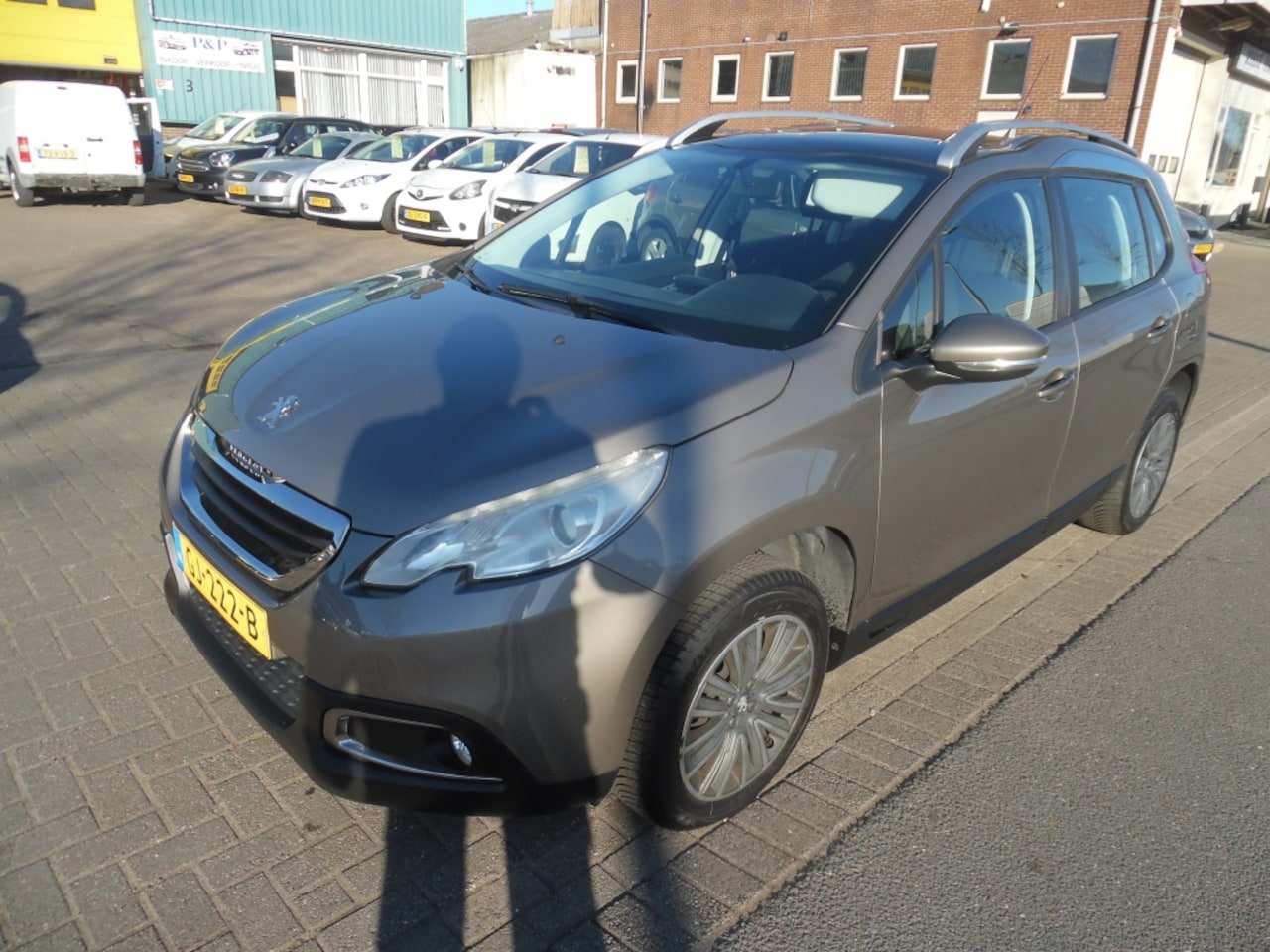 Peugeot 2008 - apk 3.2026 1.2 PureTech Active airco - AutoWereld.nl