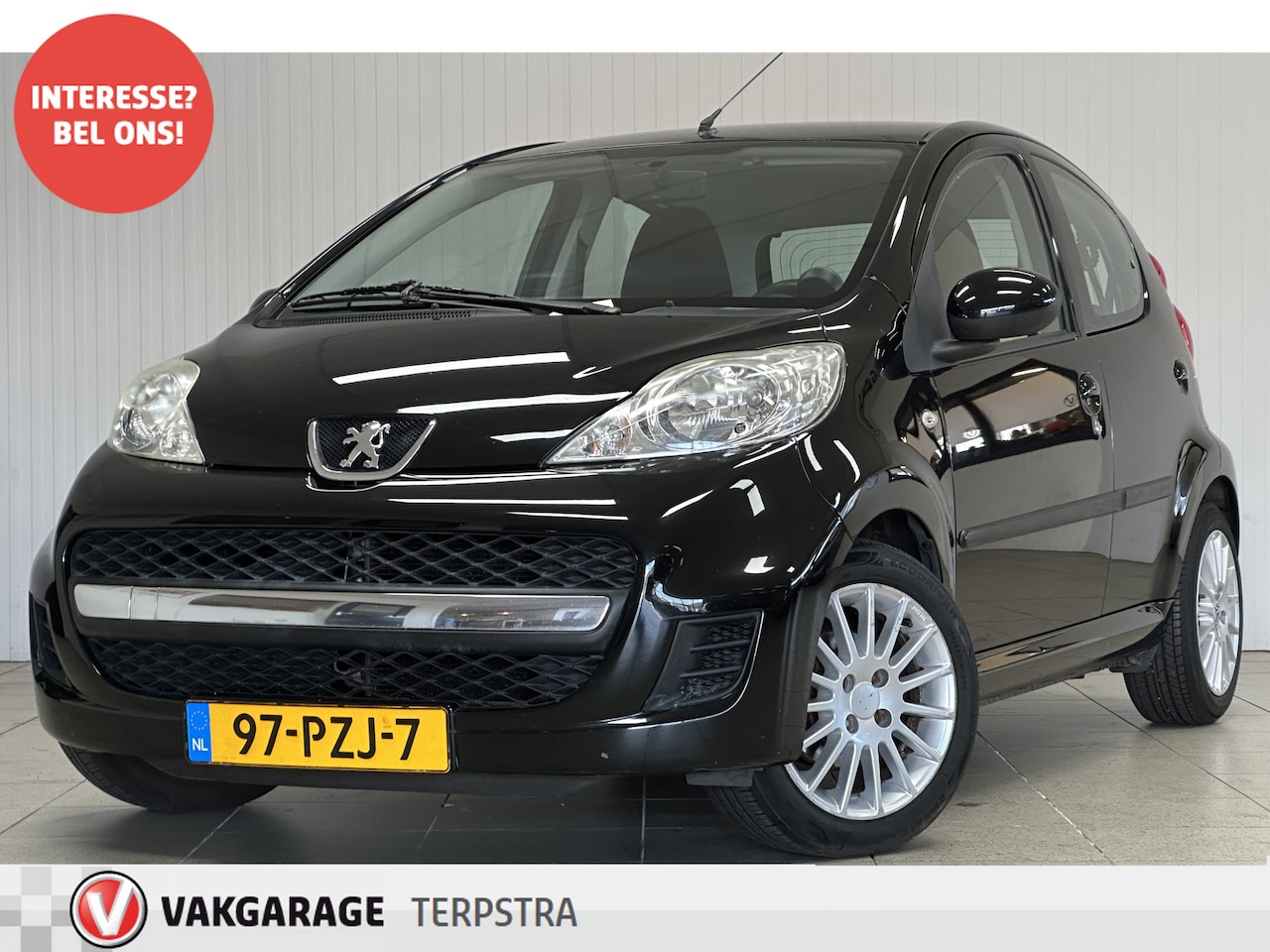 Peugeot 107 - 1.0-12V Millesim 200/ 5-Drs/ 15'' LMV/ Airco/ C.V. Afstand/ Elek. Ramen/ Isofix/ Radio-CD - AutoWereld.nl