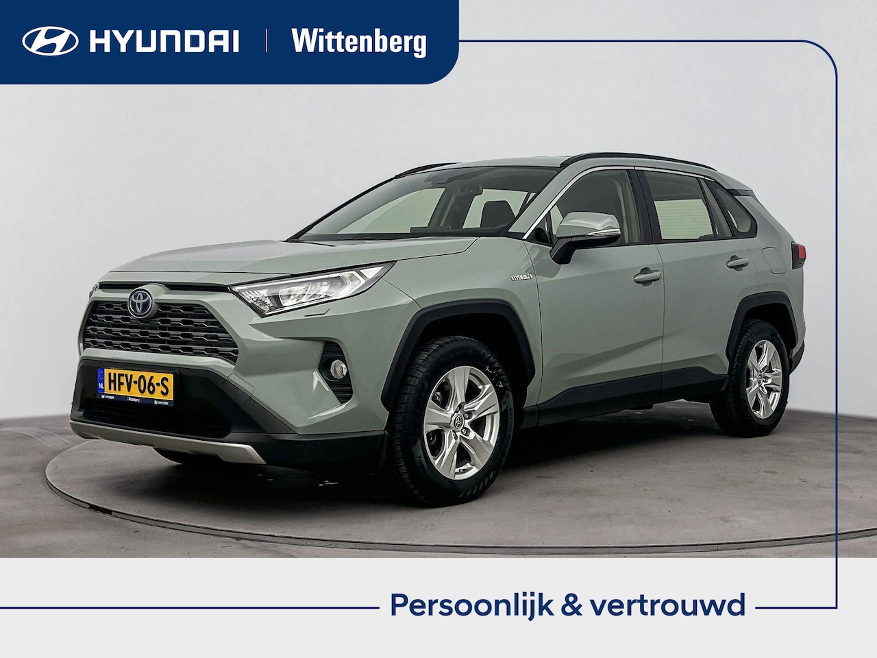 Toyota RAV4 - 2.5 Hybrid Dynamic | Navigatie | Climate Control | Cruise Controle | Verwarmbaar stuur| ap - AutoWereld.nl