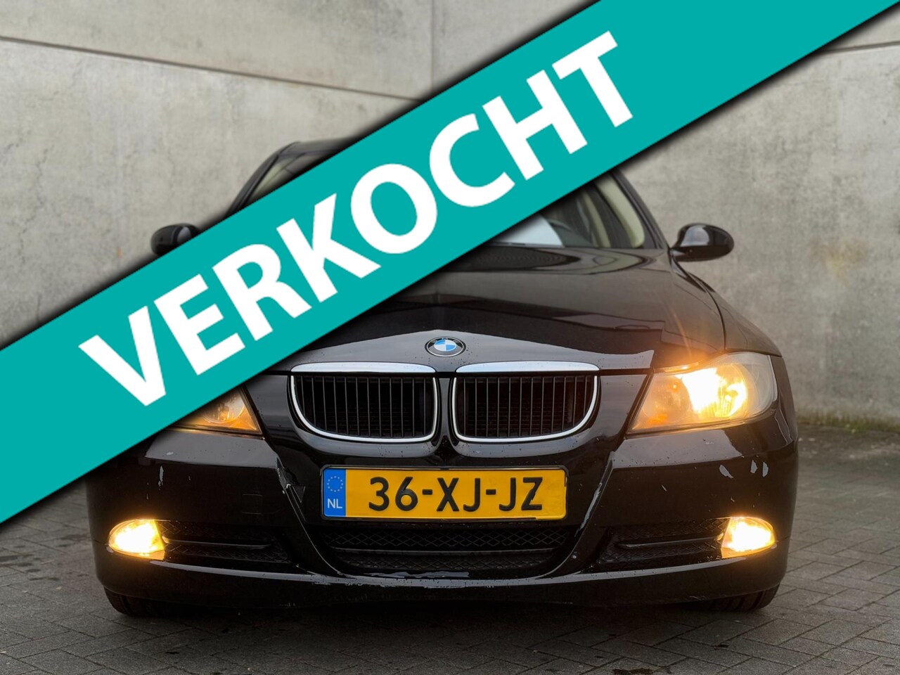 BMW 3-serie - 318i 318i, AUTOMAAT, LEDER - AutoWereld.nl