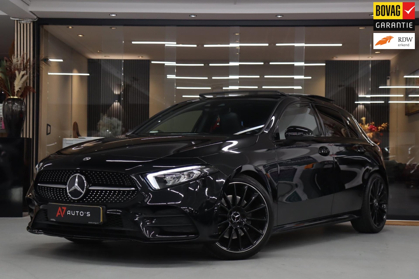 Mercedes-Benz A-klasse - 220 AMG /PANODAK/CAMERA/SFEERVER/CARPLAY/VOLL - AutoWereld.nl