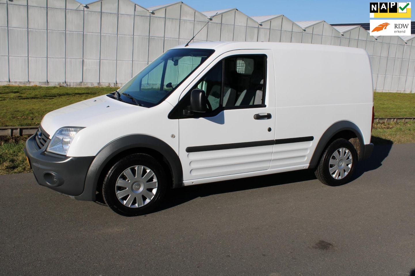 Ford Transit Connect - T200S 1.8 TDCi Ambiente met Zij schuifdeur - AutoWereld.nl