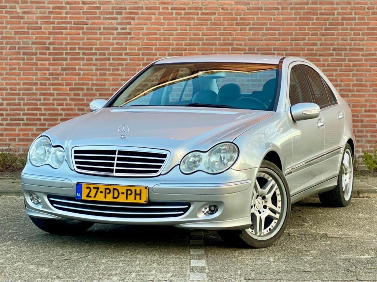 Mercedes-Benz C-klasse - 180 K Avantgarde 180 K. Avantgarde - AutoWereld.nl