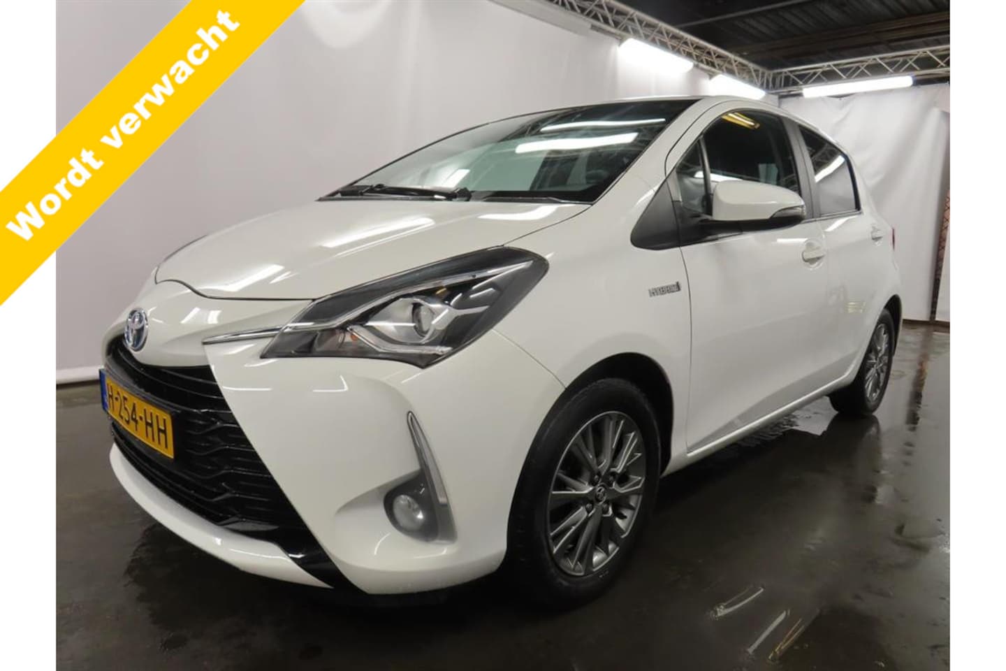 Toyota Yaris - 1.5 Hybrid Dynamic 1.5 Hybrid Dynamic, 1e Eig! Camera! VERWACHT!! - AutoWereld.nl