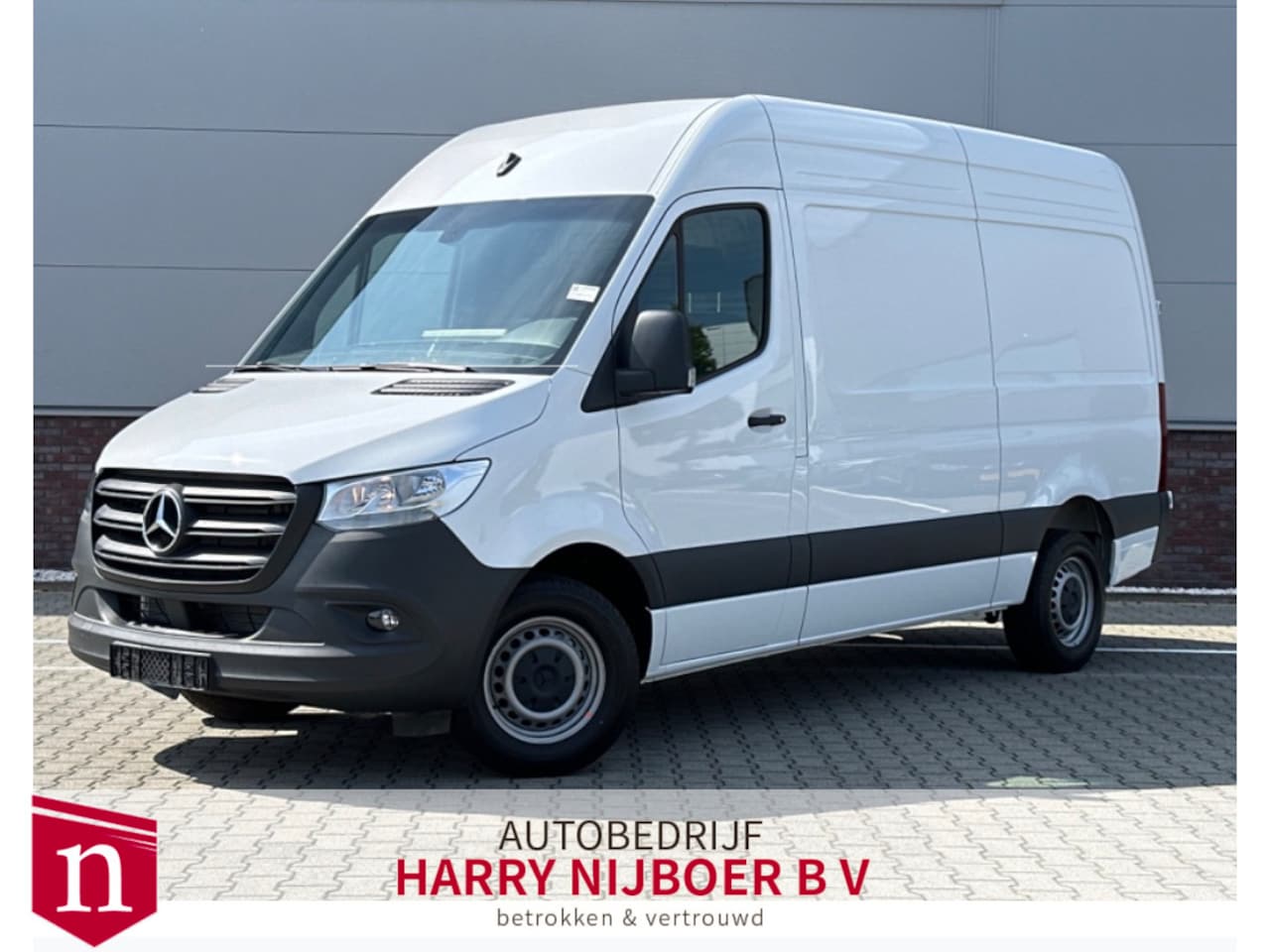 Mercedes-Benz Sprinter - 317 1.9 CDI L2 Base Cruise control / Android auto / Apple carplay - AutoWereld.nl