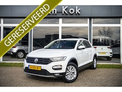 Volkswagen T-Roc - 1.0 TSi 115 pk Style Business | Elek. Achterklep | Climate Control | Navigatie