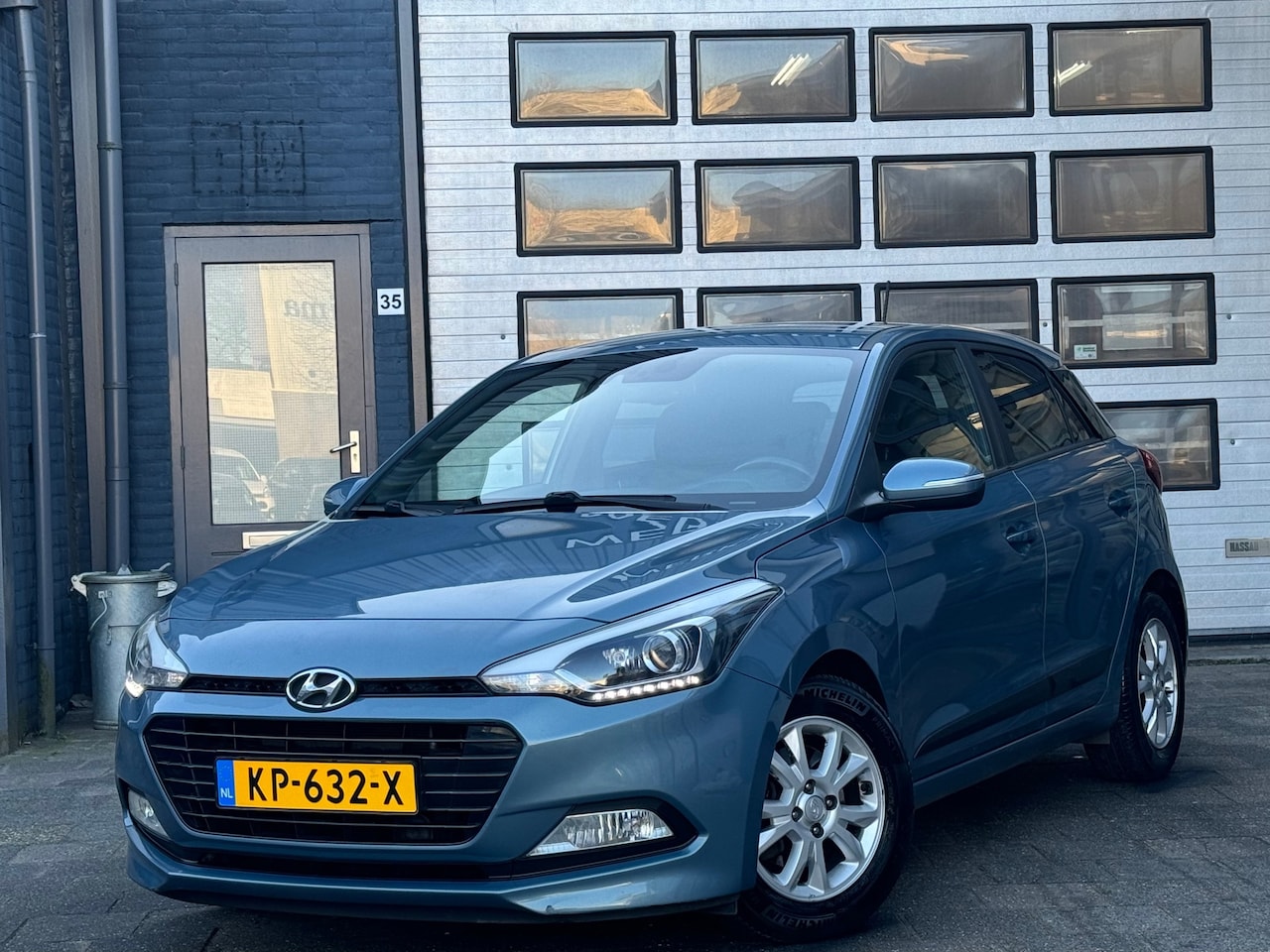 Hyundai i20 - 1.0 T-GDI Go! | Clima | Camera | Navi | N.A.P - AutoWereld.nl