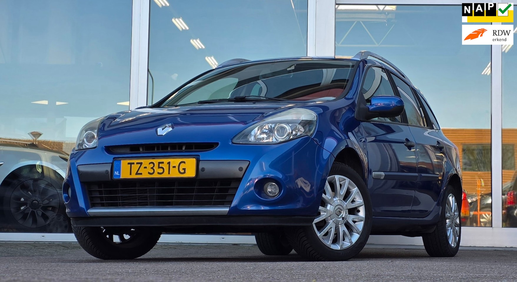 Renault Clio Estate - 1.2 TCE Special Line Navigatie Nieuwe Apk Garantie - AutoWereld.nl