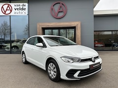 Volkswagen Polo - 1.0 TSI 95pk Life | Adapt. Cruise | Dode hoek | Extra getint glas | Carplay | Rijklaar inc