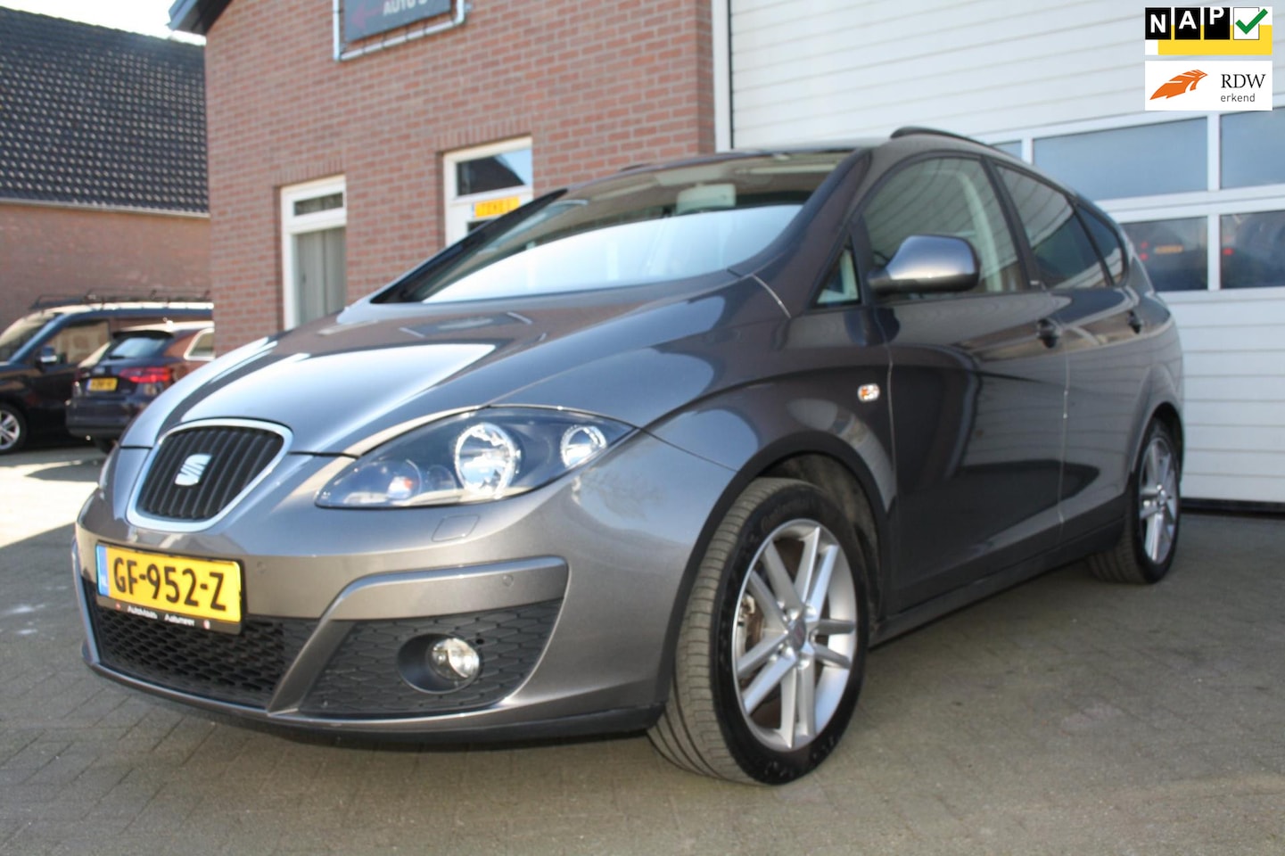 Seat Altea XL - 1.2 TSI I-Tech.Garantie, Nap, 1Ste Eigenaar, Schuif Kantel Dak, Licht Metalen Velgen. - AutoWereld.nl