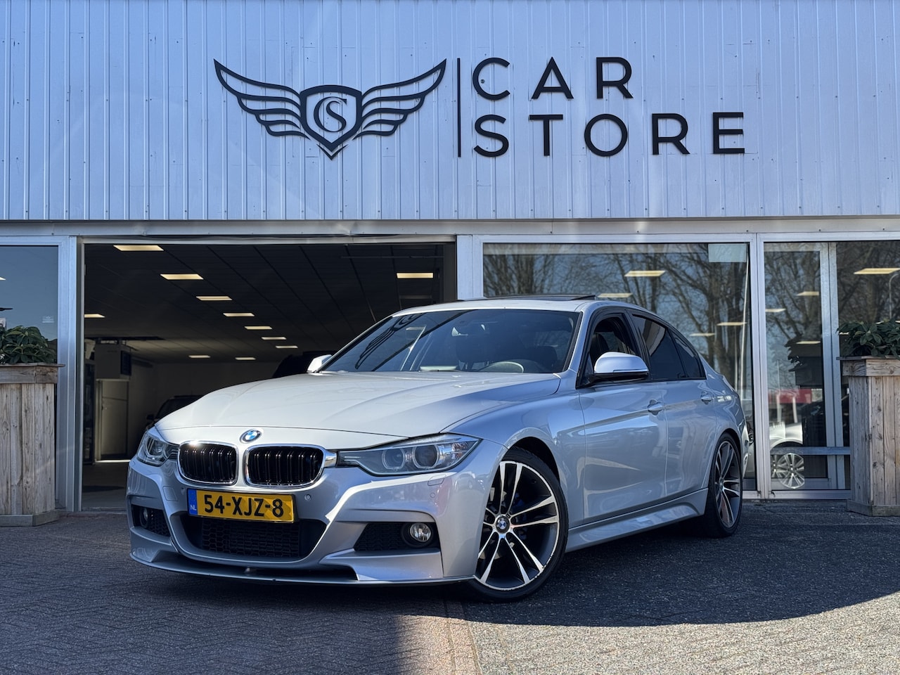 BMW 3-serie - 320d EfficientDynamics Edition Executive M-SPORT |DAK|LEDER|LED|KEYLESS|NAV|PDC|ST VWM - AutoWereld.nl