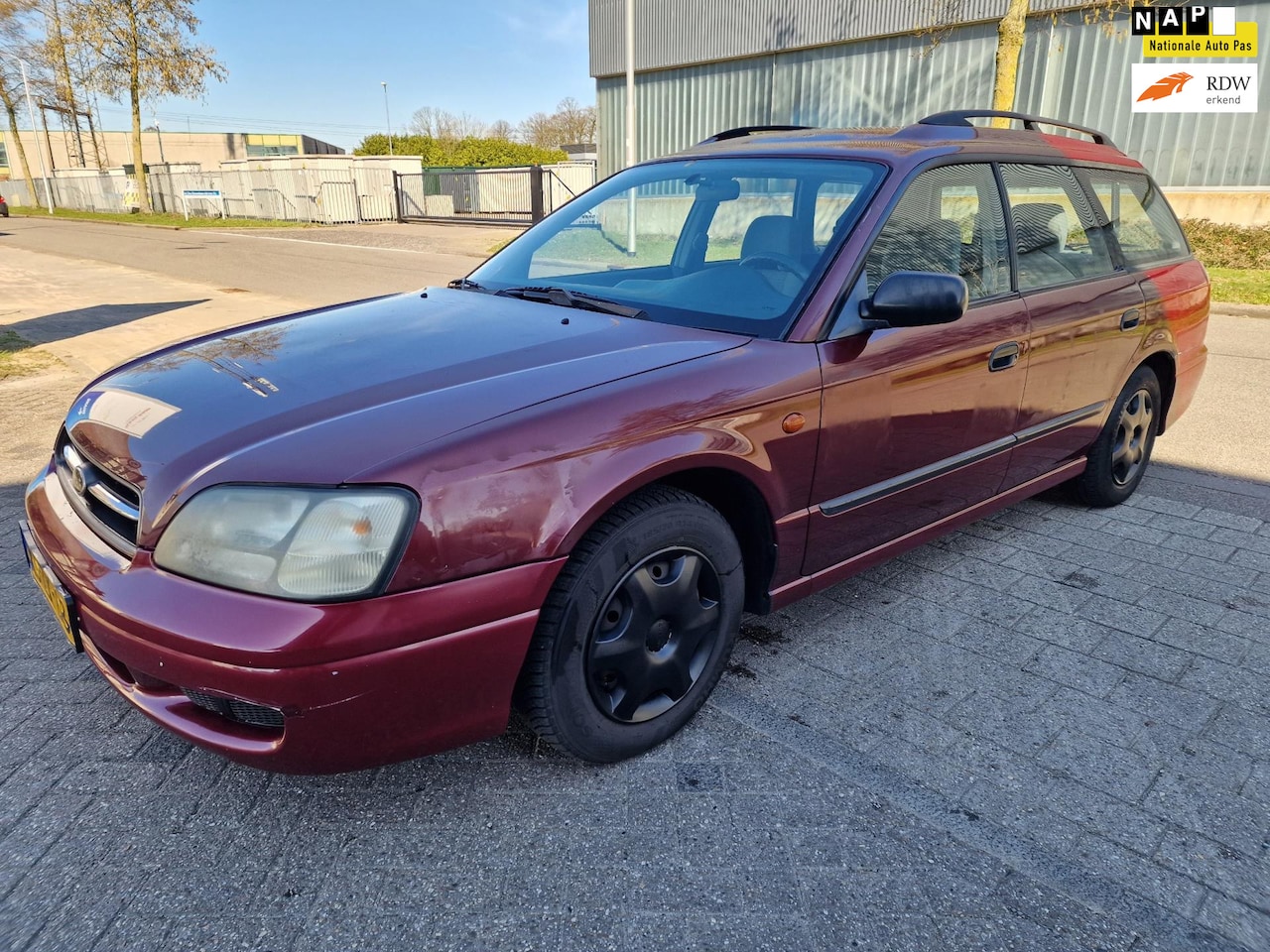 Subaru Legacy Touring Wagon - 2.0 LX AWD 2.0 LX AWD, Apk, Nap, Goed rijdend, Inruil mogelijk. - AutoWereld.nl