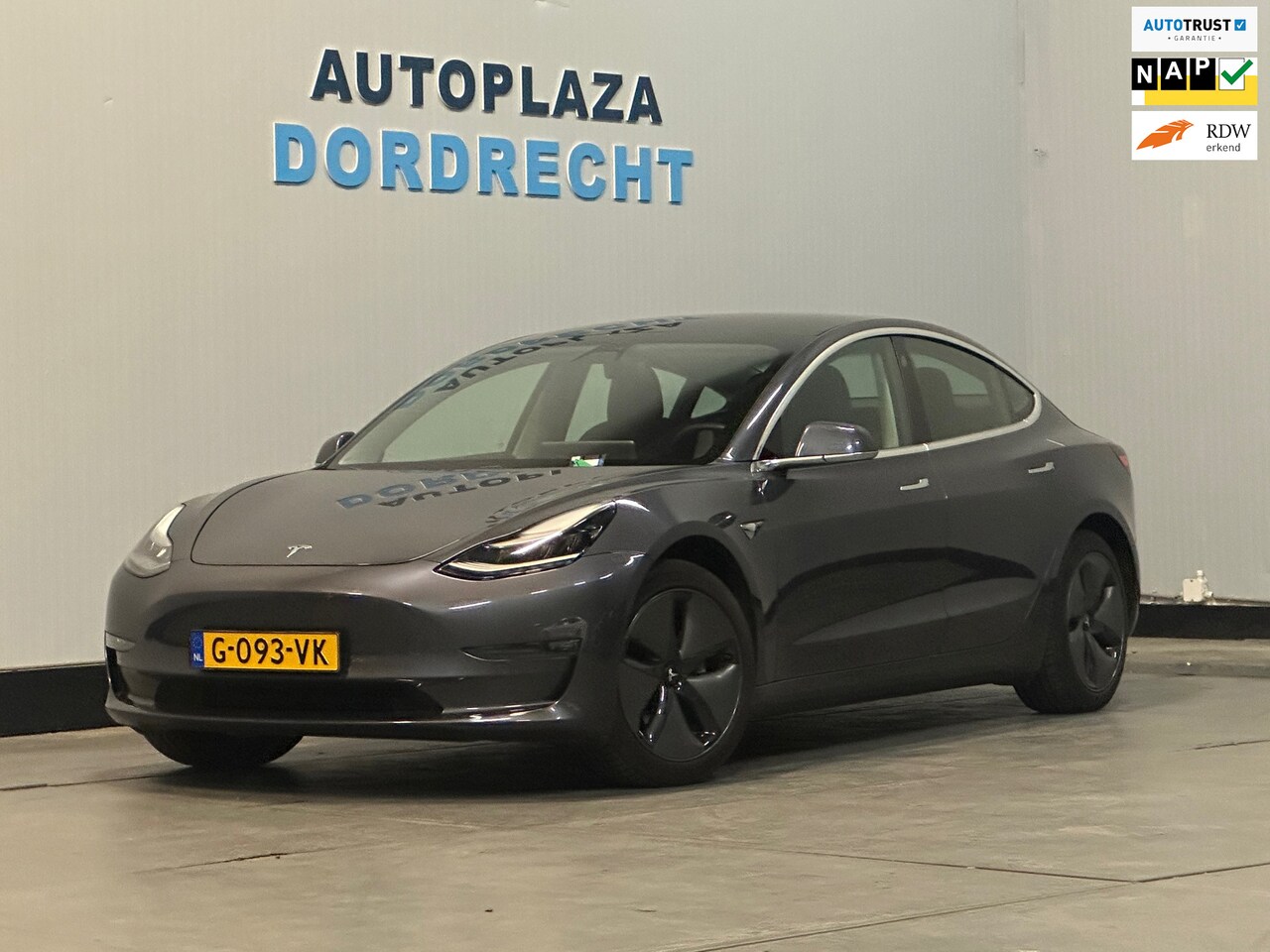 Tesla Model 3 - Long Range RWD Long Range AWD 75 kWh - AutoWereld.nl