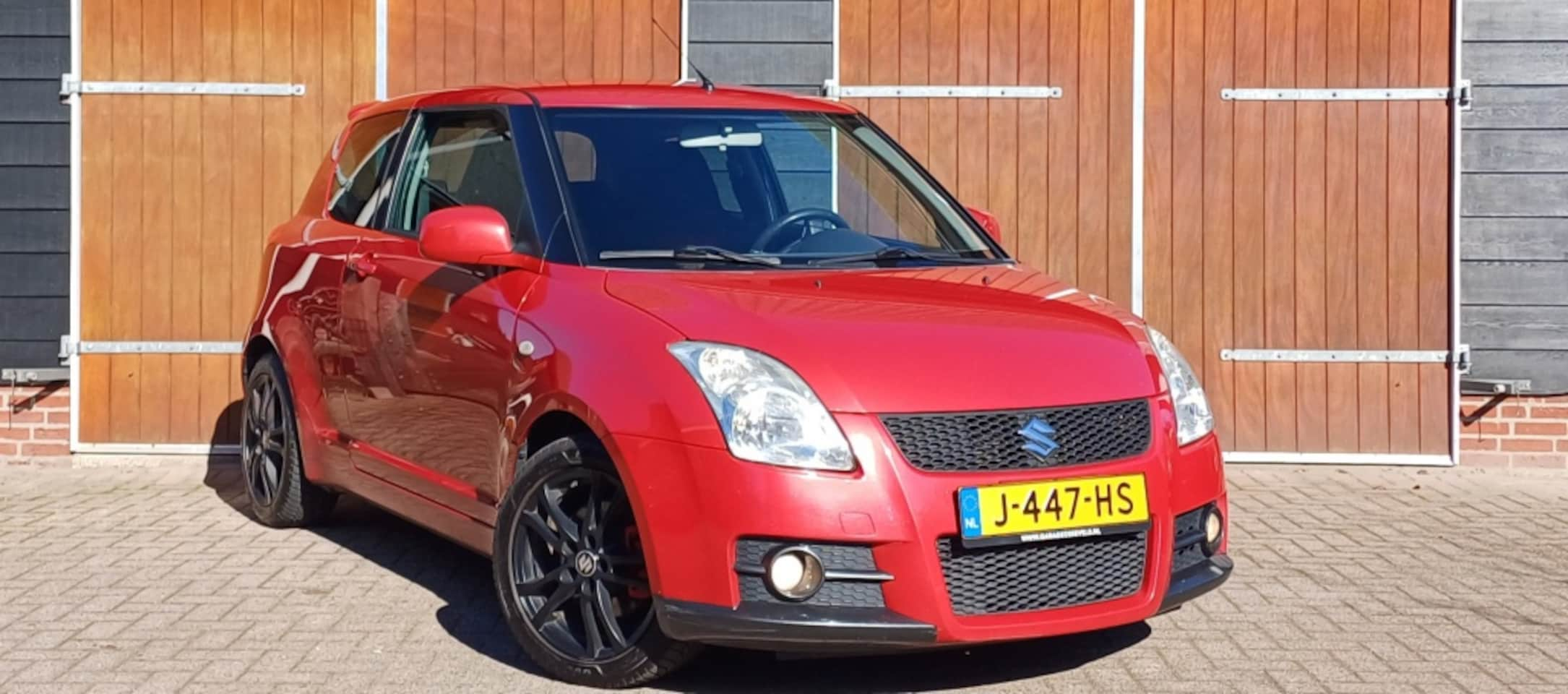 Suzuki Swift - 1.6 Sport 1.6 Sport, Nieuwe APK, Stoere auto, Bluetooth, Stoelverwarming - AutoWereld.nl