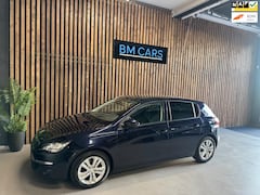 Peugeot 308 - 1.2 PureTech Blue Lease Panorama, Led, Trekhaak