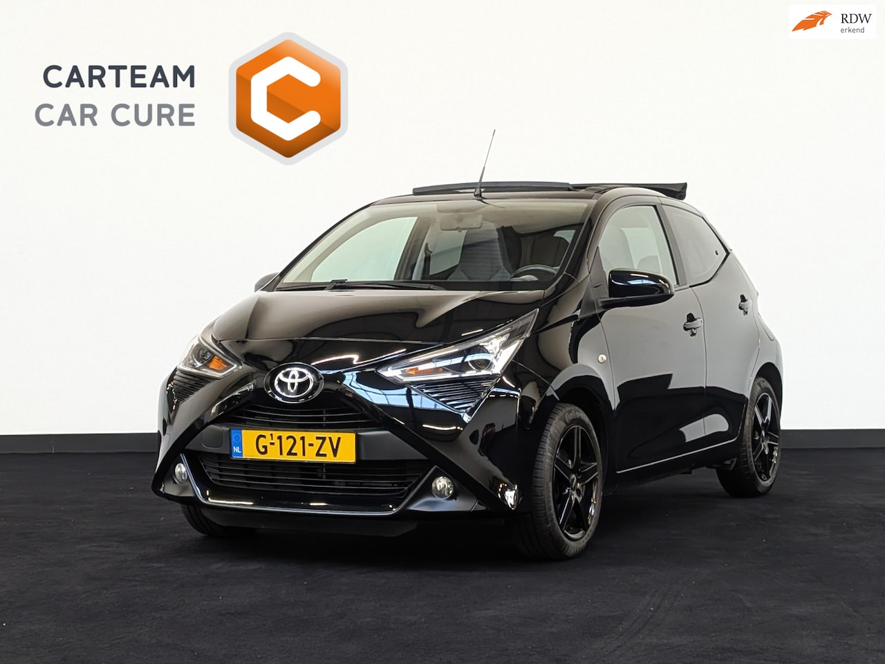 Toyota Aygo - 1.0 VVT-i x-play |Open dak|Automaat|Carplay - AutoWereld.nl