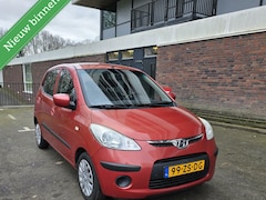 Hyundai i10 - 1.1 Dynamic Cool 111dkm Airco/CV/APK9-2025