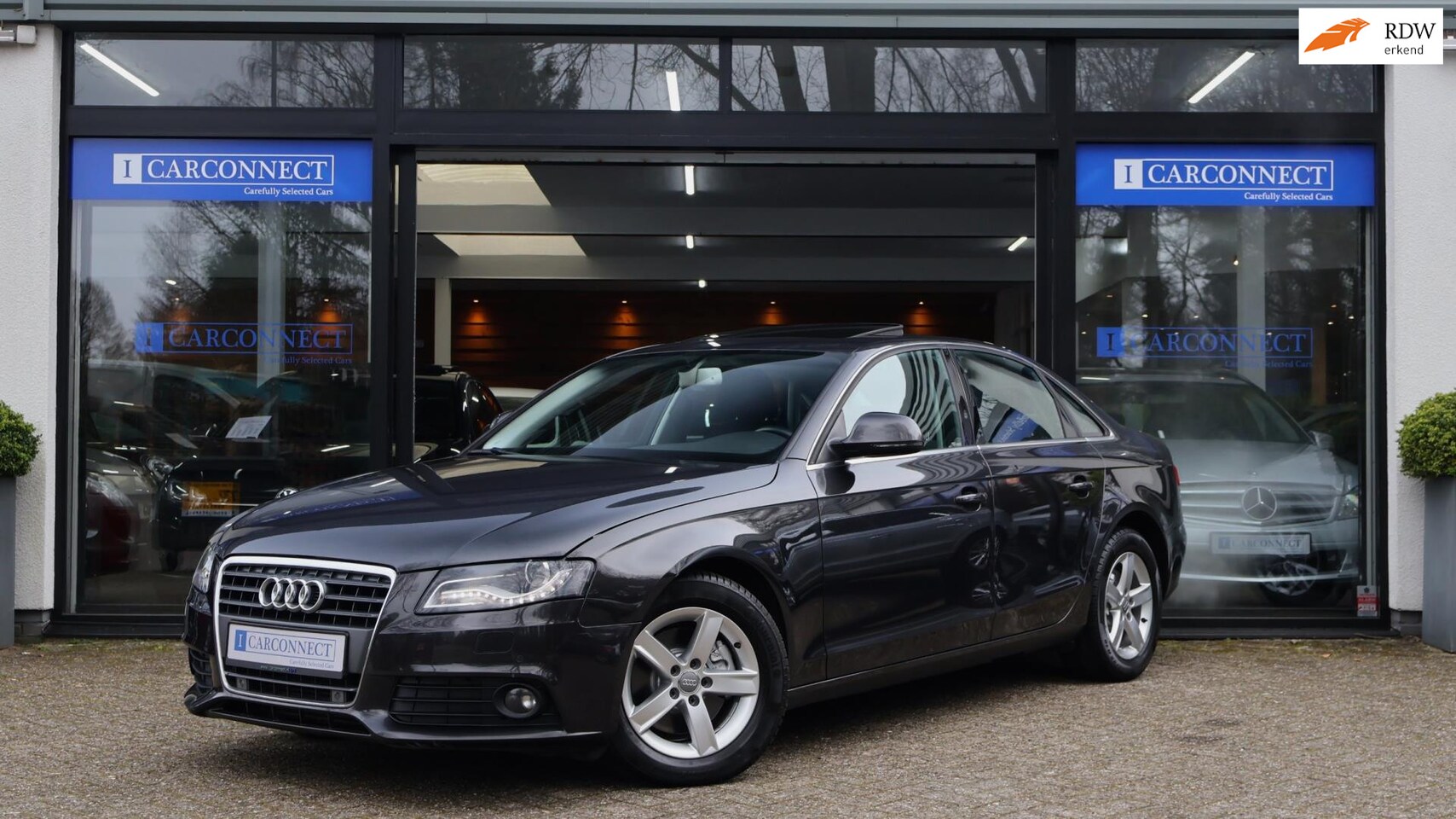 Audi A4 Limousine - 1.8 TFSI Pro Line|Pano|Stoel.verw|PDC|Youngtimer - AutoWereld.nl