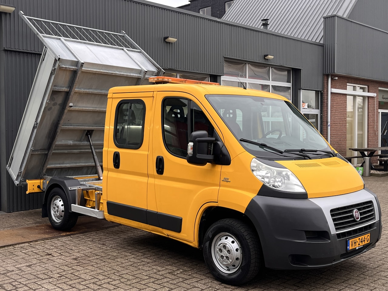 Fiat Ducato - 33 2.0 MultiJet DC Kipper Airco Trekhaak Open laadbak 1e eigenaar Euro 5 pick-up p-up Bakw - AutoWereld.nl