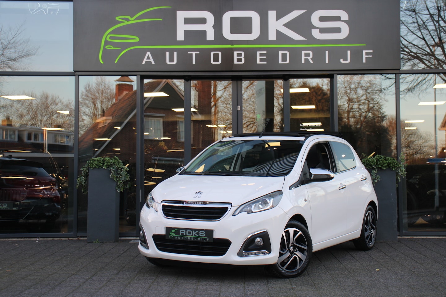 Peugeot 108 - 1.0 e-VTi Allure TOP! 1.0 e-VTi Allure TOP! - AutoWereld.nl