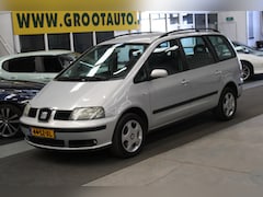 Seat Alhambra - 2.8 V6 Signo Airco, Trekhaak, Stuurbekrachtiging