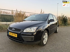 Ford Focus Wagon - 1.6-16V Trend I airco I goed onderhouden I trekhaak